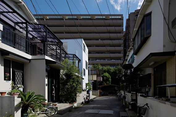 tato-architects-house-in-itami-01b