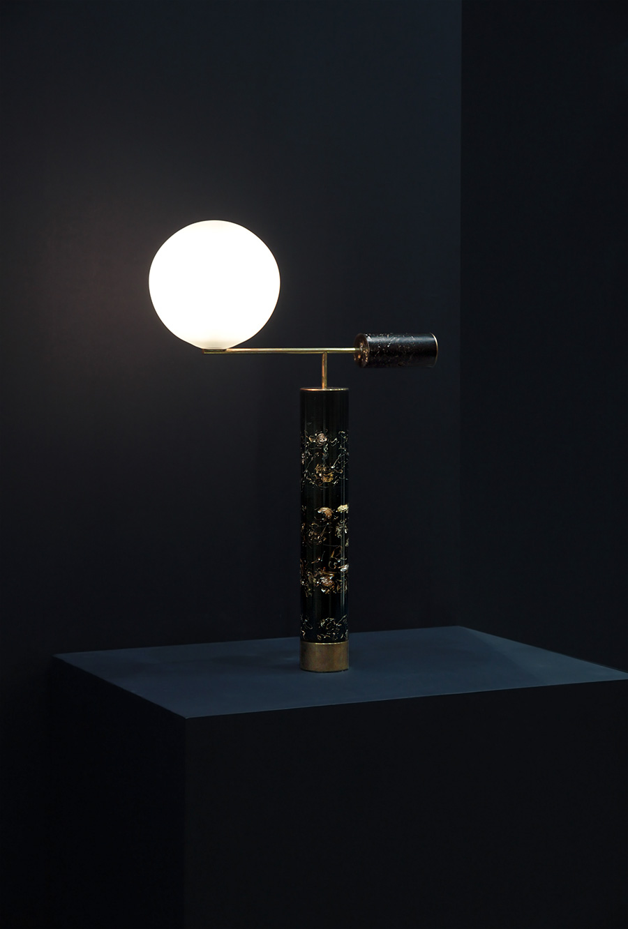 marcin-rusak-flora-collection-04-lamp